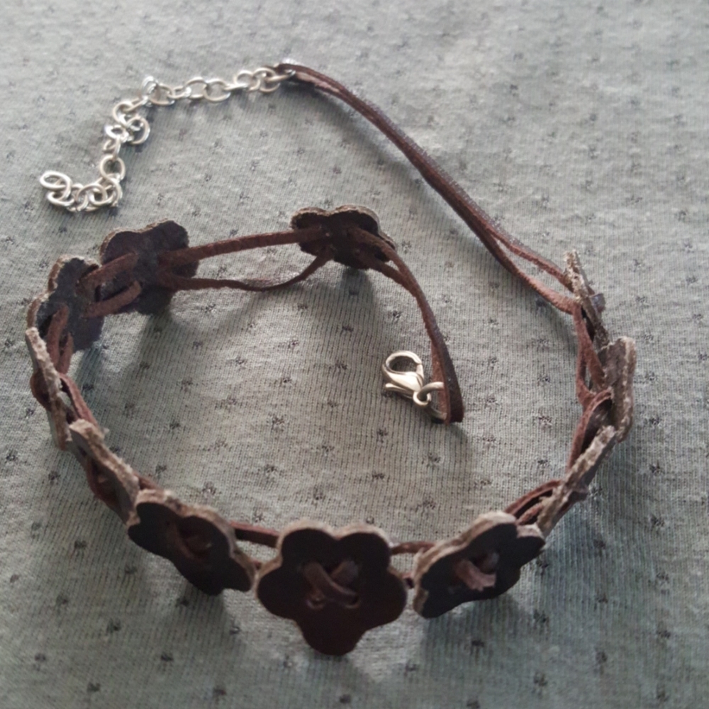 16" leather choker necklace